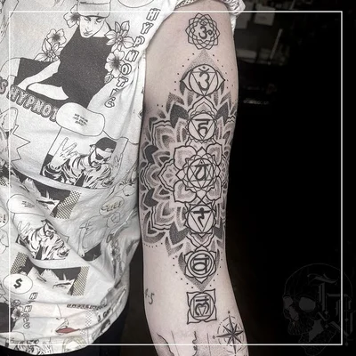 Thi Brandaõ tattoo 033