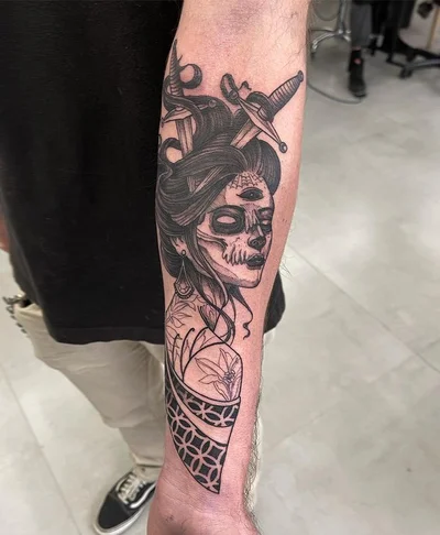 Thi Brandaõ tattoo 046