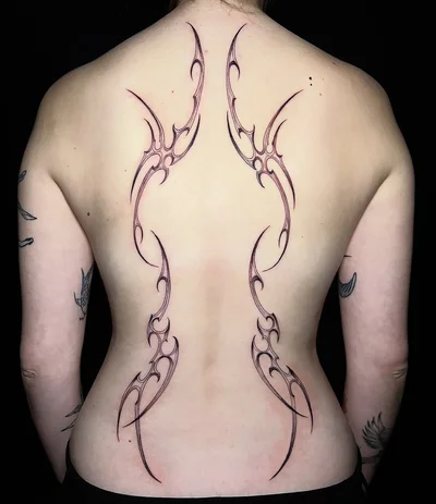 Mathilde Hoeyberg tattoo ig_007