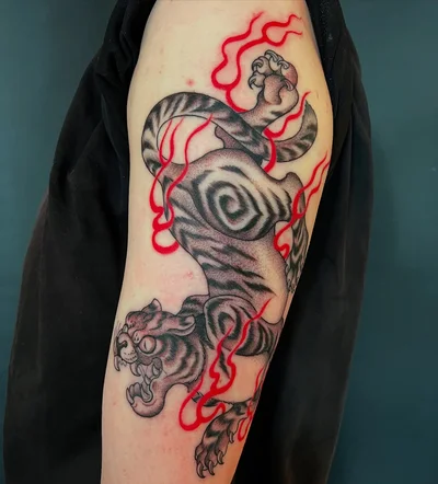Mathilde Hoeyberg tattoo ig_022