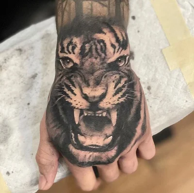 Matt Sager tattoo 041