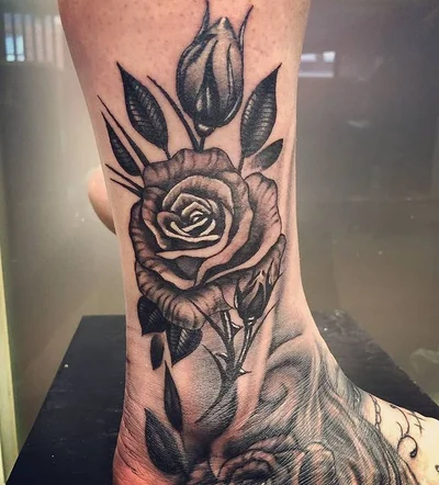 Jordan Curtis tattoo 018