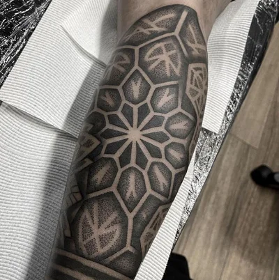 Thirteen Feet Tattoo tattoo 045