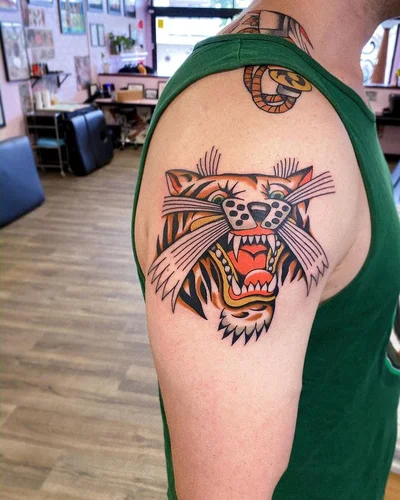 Thomas Morecroft (Tommydoom) tattoo 010