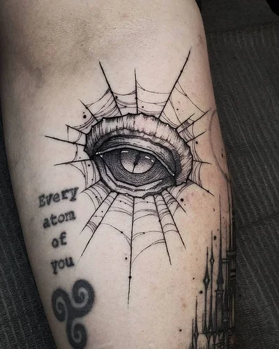 Thomas E tattoo 007