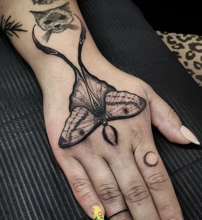 Thomas E tattoo 008