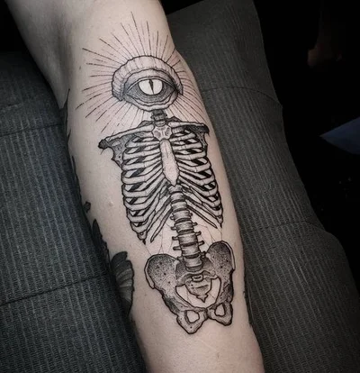 Thomas E tattoo 020