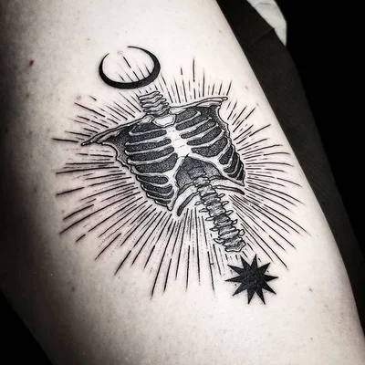 Thomas E tattoo 021