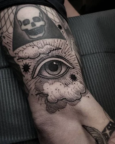 Thomas E tattoo 049