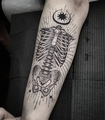 Thomas E tattoo 050