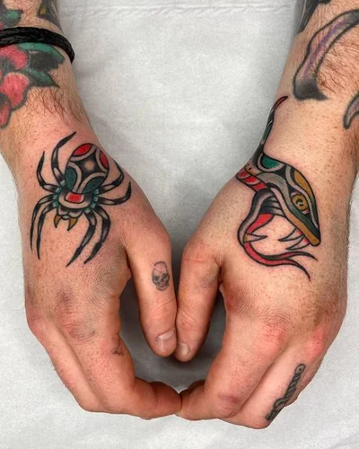Thomas Hearn tattoo 036