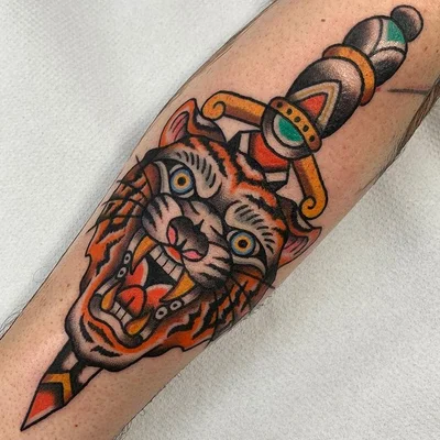 Thomas Hearn tattoo 037