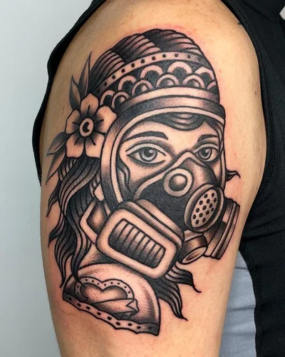 Thomas Hearn tattoo 044