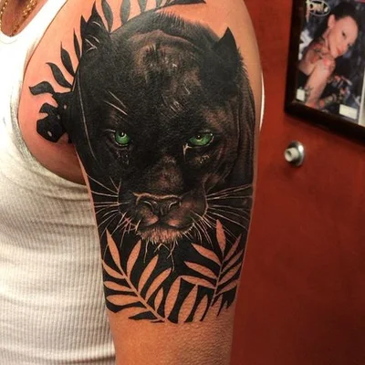 Thomas Oliver tattoo 024