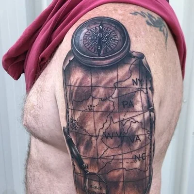 Thomas Oliver tattoo 032