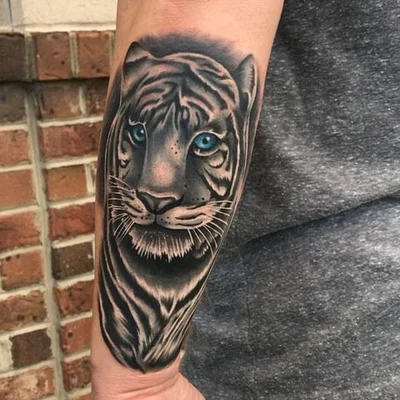 Thomas Oliver tattoo 036