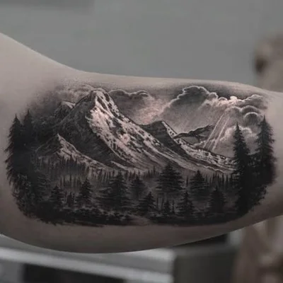 Thomas Wells tattoo 012