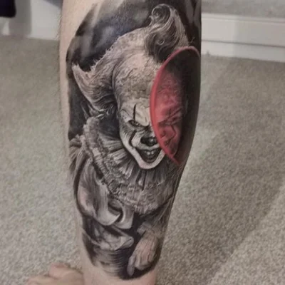 Thomas Wells tattoo 020