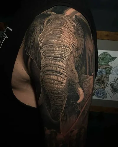 Thomas Wells tattoo 025
