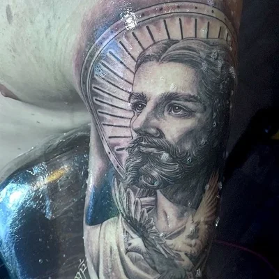 Thomas Wells tattoo 026