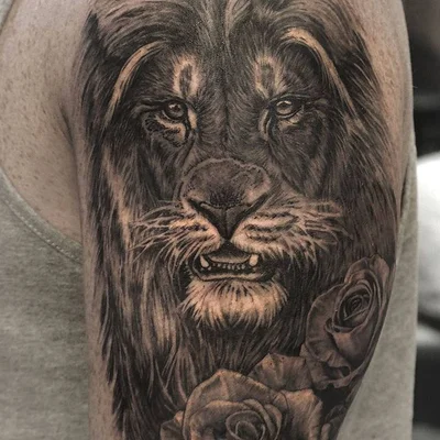 Thomas Wells tattoo 028