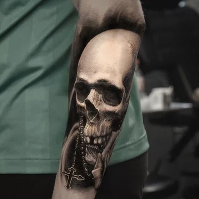 Thomas Wells tattoo 036