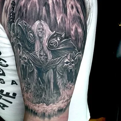 Thomas Wells tattoo 037