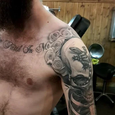 Thomas Wells tattoo 039