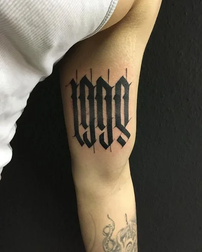 Thorge Schmidt tattoo 019