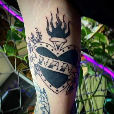 Christian Thorn tattoo 012
