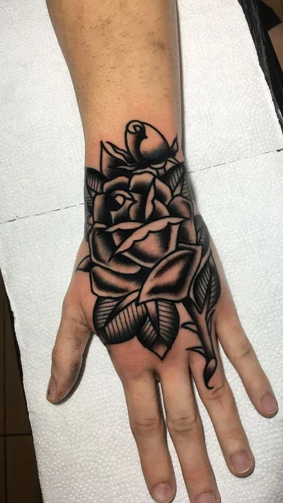 Lucas Pontes tattoo 010