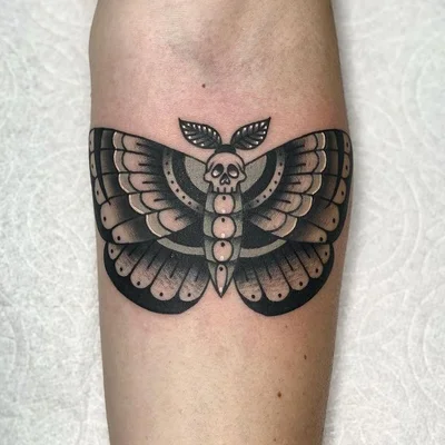Chelstine Clibourne tattoo 028