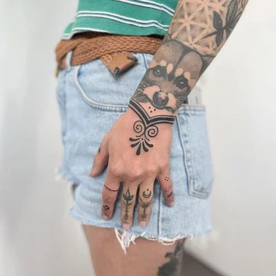 Thunder Tattoo  |  Hossegor tattoo 013
