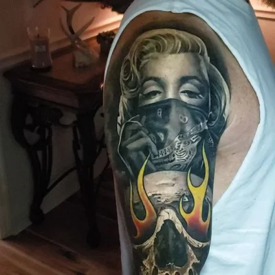 Thurston tattoo 049