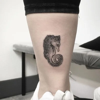 Tiago Vicente tattoo 007