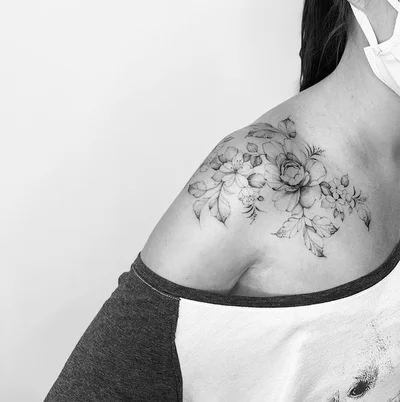 Tiago Oliveira tattoo 042