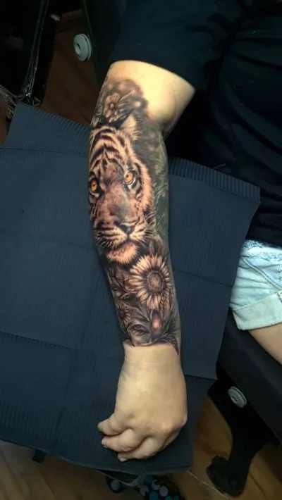 Tiago Eots tattoo 034