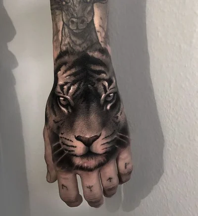 Tiago Miranda tattoo 047