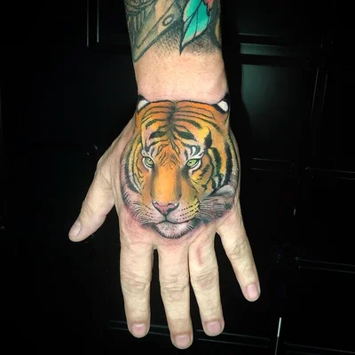 Tiago Valsechi tattoo 011