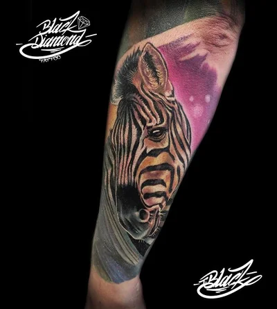 Tibor Black tattoo 025