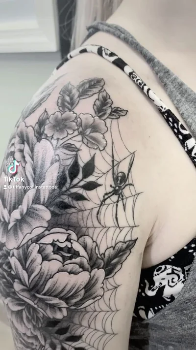 Tiffany Collins tattoo 011