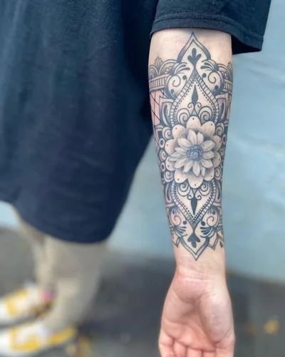 Tiffiny Kaetzel tattoo 010