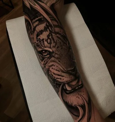 Tikin Tattoo tattoo 047
