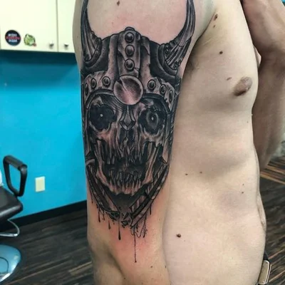 Justin Senior tattoo 031