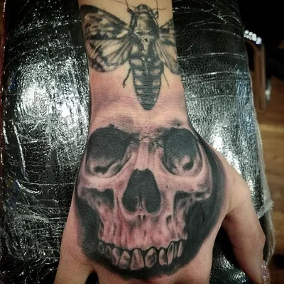 Timeless Body Art tattoo 049