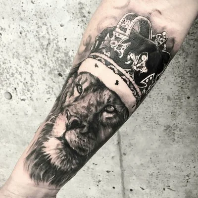 Ryan Johnson tattoo 040
