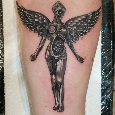 Tim Cusack tattoo 025