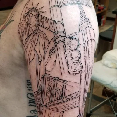 Tim Cusack tattoo 032