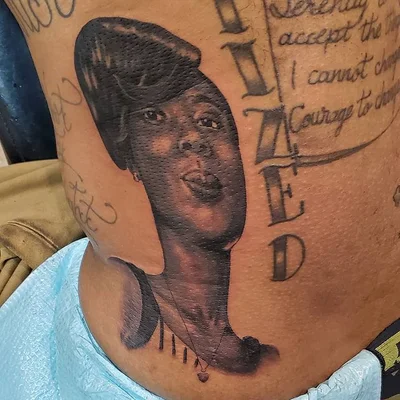 Tim Cusack tattoo 050