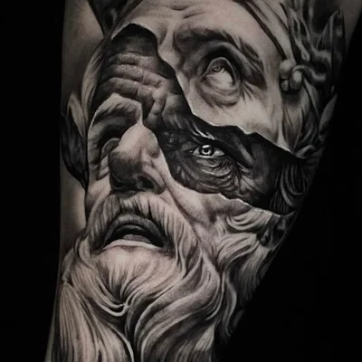 Tim Evans tattoo 011